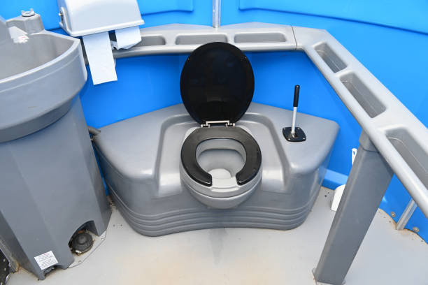 Portable Toilet Options We Offer in Freedom, CA